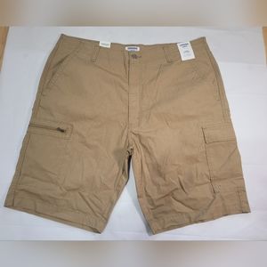Denizen Cargo Shorts size 40 color khaki.